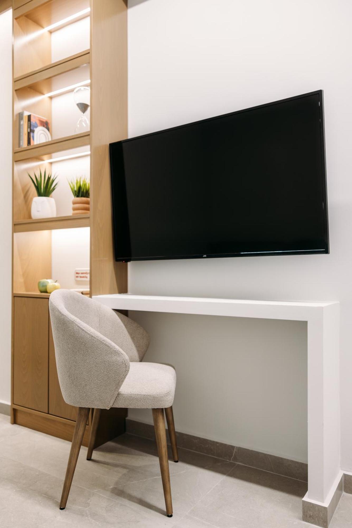 Dems Central Stay Volos Exterior foto